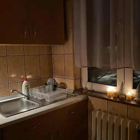 Апартаменти Casa Cu Carti