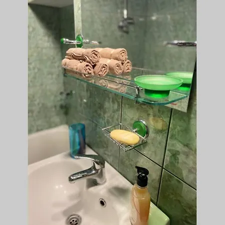 Апартаменти Casa Cu Carti *
