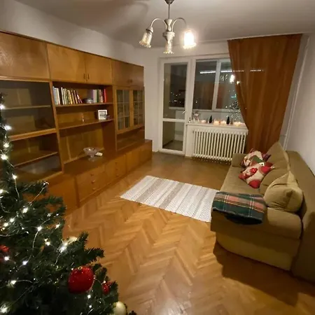 Апартаменти Casa Cu Carti *